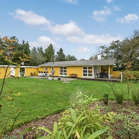 Arnelung - 1-9km From The Sea By Interhome Holiday home