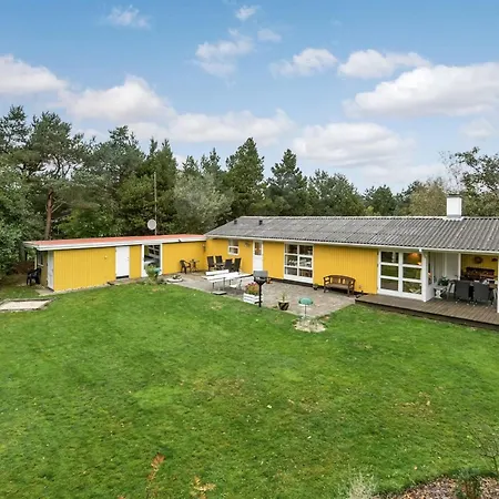 Arnelung - 1-9km From The Sea By Interhome *