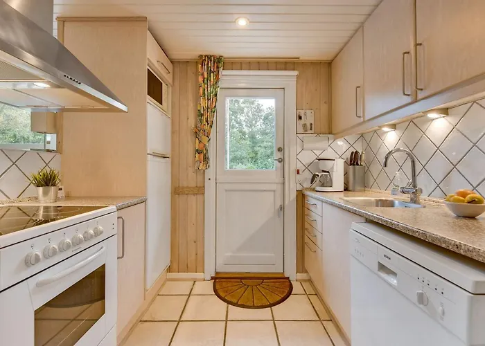 Prázdninový dům Arnelung - 1-9km From The Sea By Interhome